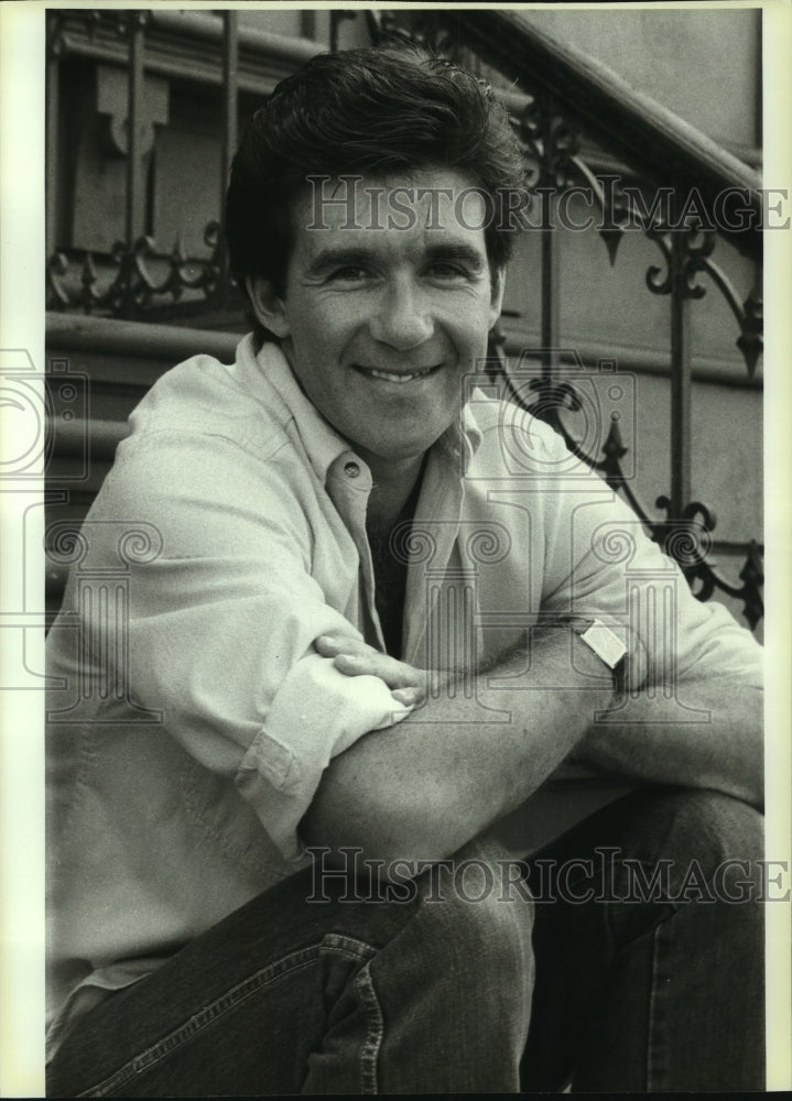 1986, “Growing Pains” series star Alan Thicke - mjp40937 - Historic Images
