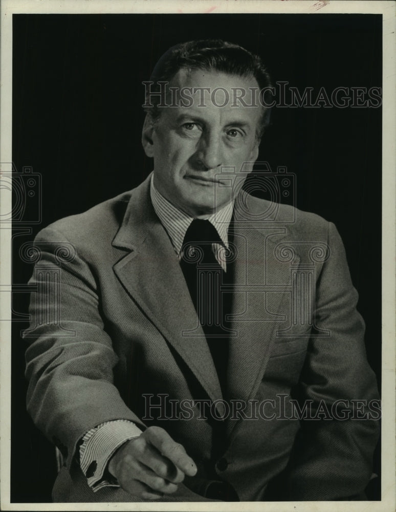 1974 Press Photo George C. Scott will be narrator on &quot;Power and the Presidency&quot; - Historic Images