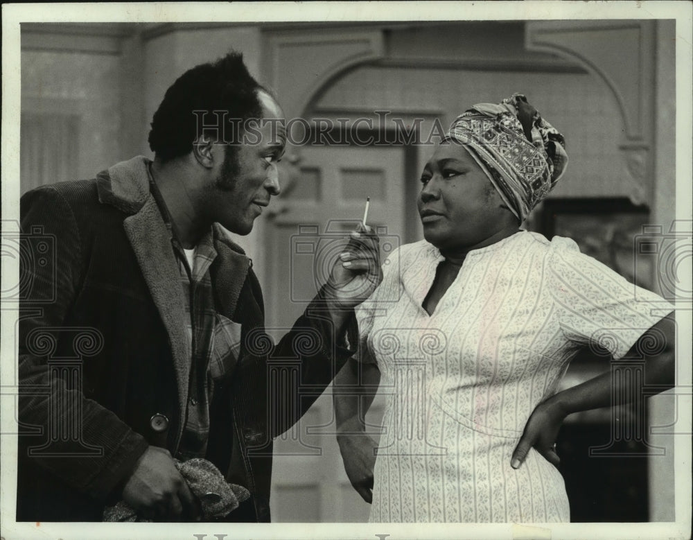 1973, Esther Rolle and John Amos act in the series