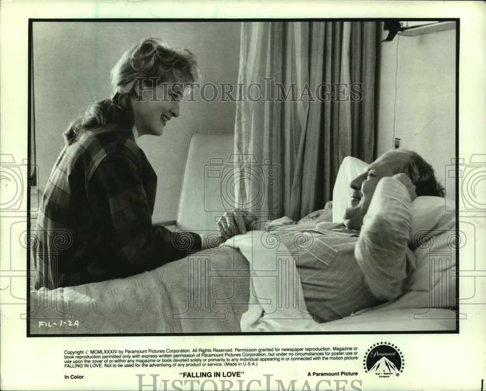 1984 Press Photo Meryl Streep acts in the movie Falling In Love - mjp41510 - Historic Images