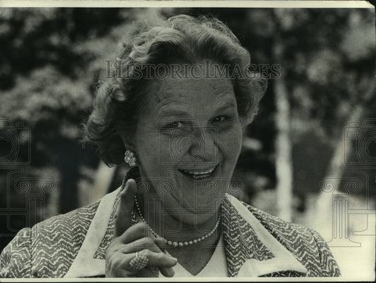 1975, Singer Kate Smith - mjp41540 - Historic Images