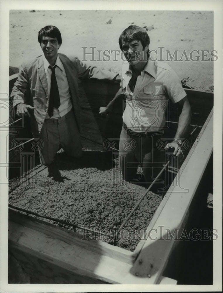 1978 Press Photo Robert Urich and Bart Braverman on Vega$, on ABC. - mjp41675 - Historic Images