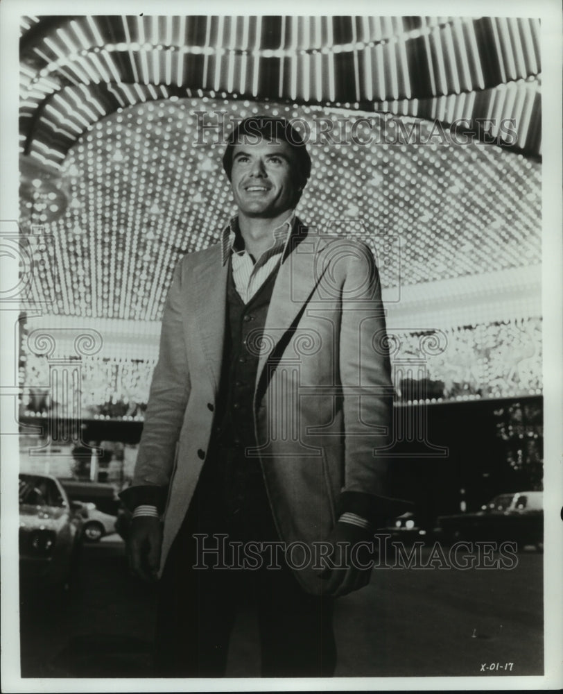 1979 Press Photo Robert Urich portrays a Las Vegas private eye in "Veag$" - Historic Images
