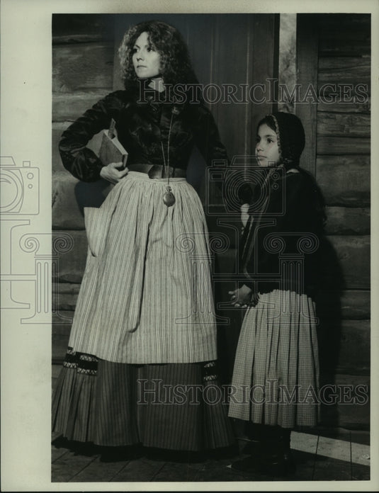 1970, “Sara” star Brenda Vaccaro - mjp41745 - Historic Images