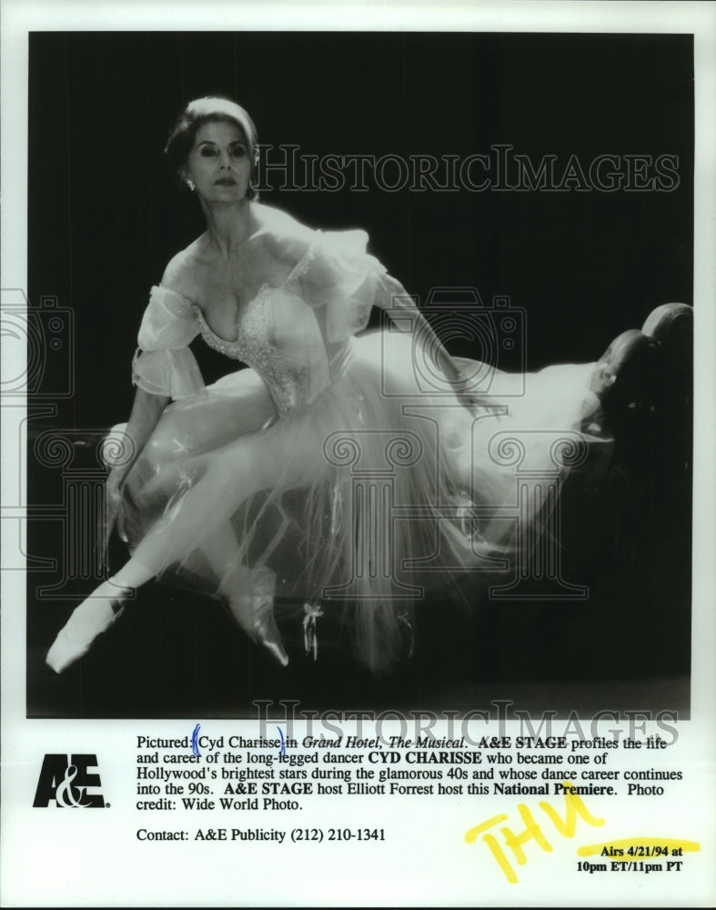 1994 Press Photo Dancer Cyd Charisse in "Grand Hotel, The Musical" - mjp41846 - Historic Images