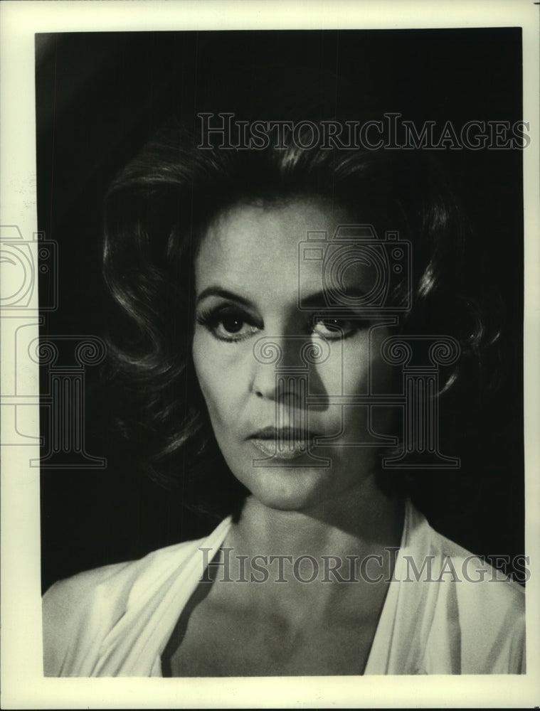 1975, Cyd Charisse in "Medical Center" - mjp41854 - Historic Images