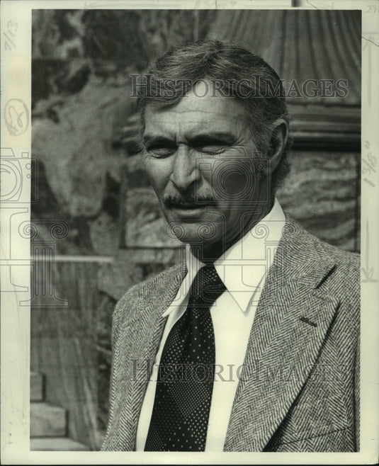 1977, Lee Van Clef in "No Where To Hide" - mjp41857 - Historic Images