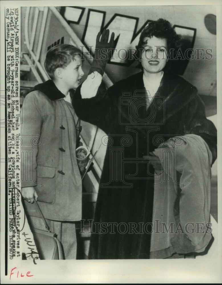 1955 New York-German screen star Ursula Thiess and son Michael - Historic Images