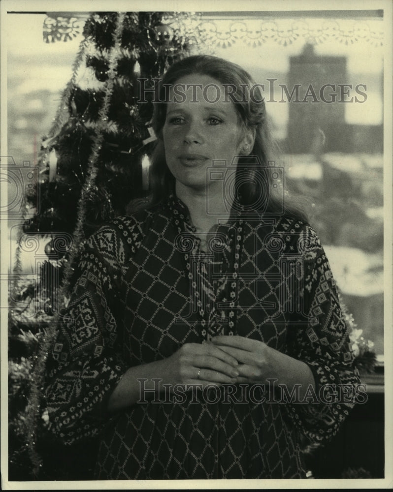 1976, Actress Liv Ullman - mjp42078 - Historic Images