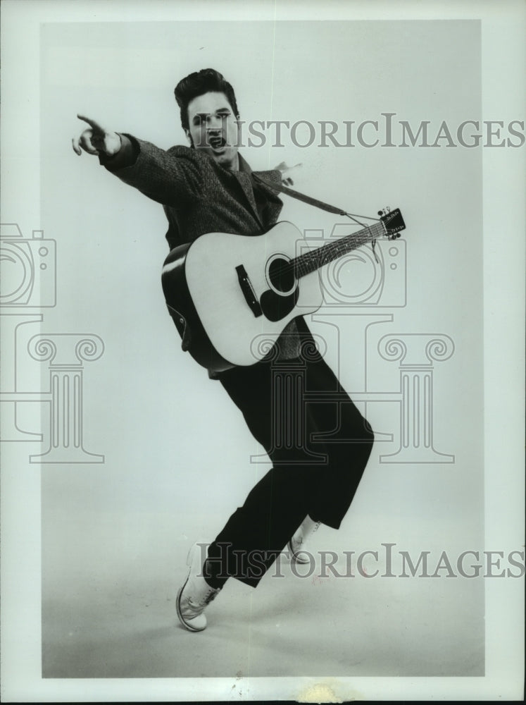 1980, Kurt Russell stars in world premier of "Elvis". - mjp42123 - Historic Images