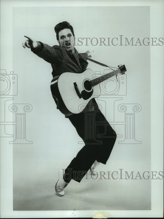 1980, Kurt Russell stars in world premier of "Elvis". - mjp42123 - Historic Images