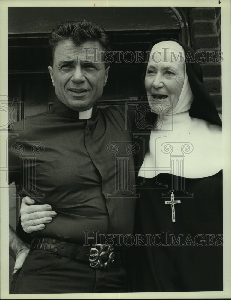 1985 Press Photo Robert Blake and Natalie Core costar in NBC&#39;s &quot;Hell Town&quot; - Historic Images