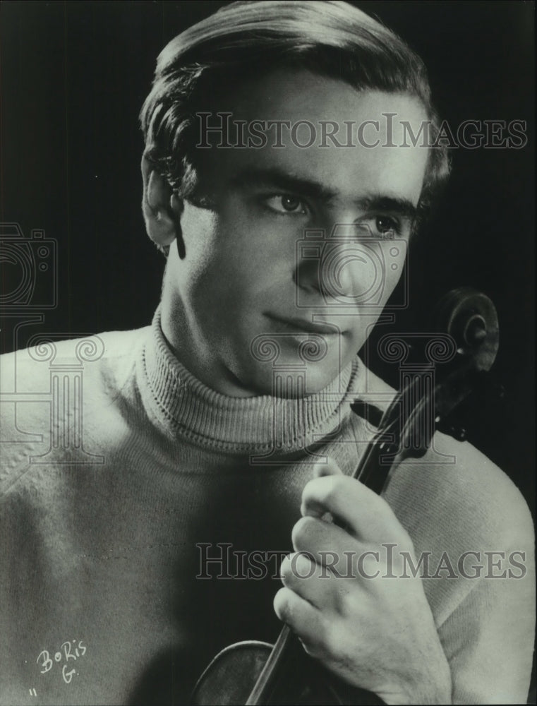 1970 Press Photo Violinist, Viktor Tretyakov - mjp42559-Historic Images