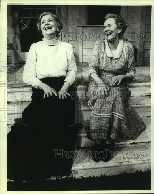 1980 Press Photo Maureen O'Sullivan and Teresa Wright in "Morning's at Seven" - Historic Images
