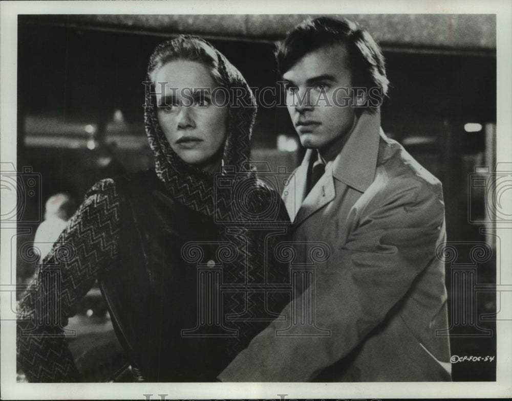 1976, Liv Ullmann & Edward Albert in "Forty Carats" - mjp42821 - Historic Images