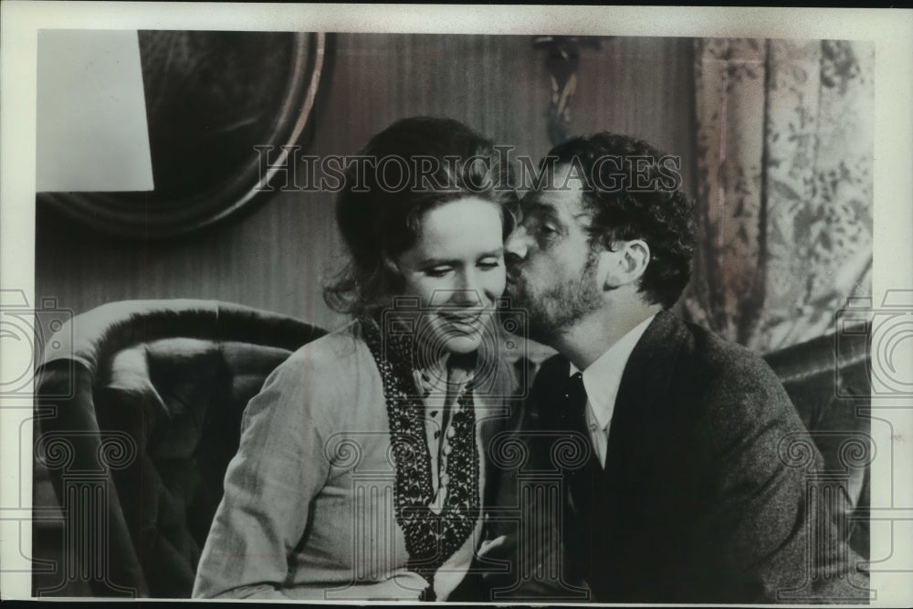 1977 Press Photo Actors Liv Ullmann and Erland Josephson - mjp42823 - Historic Images