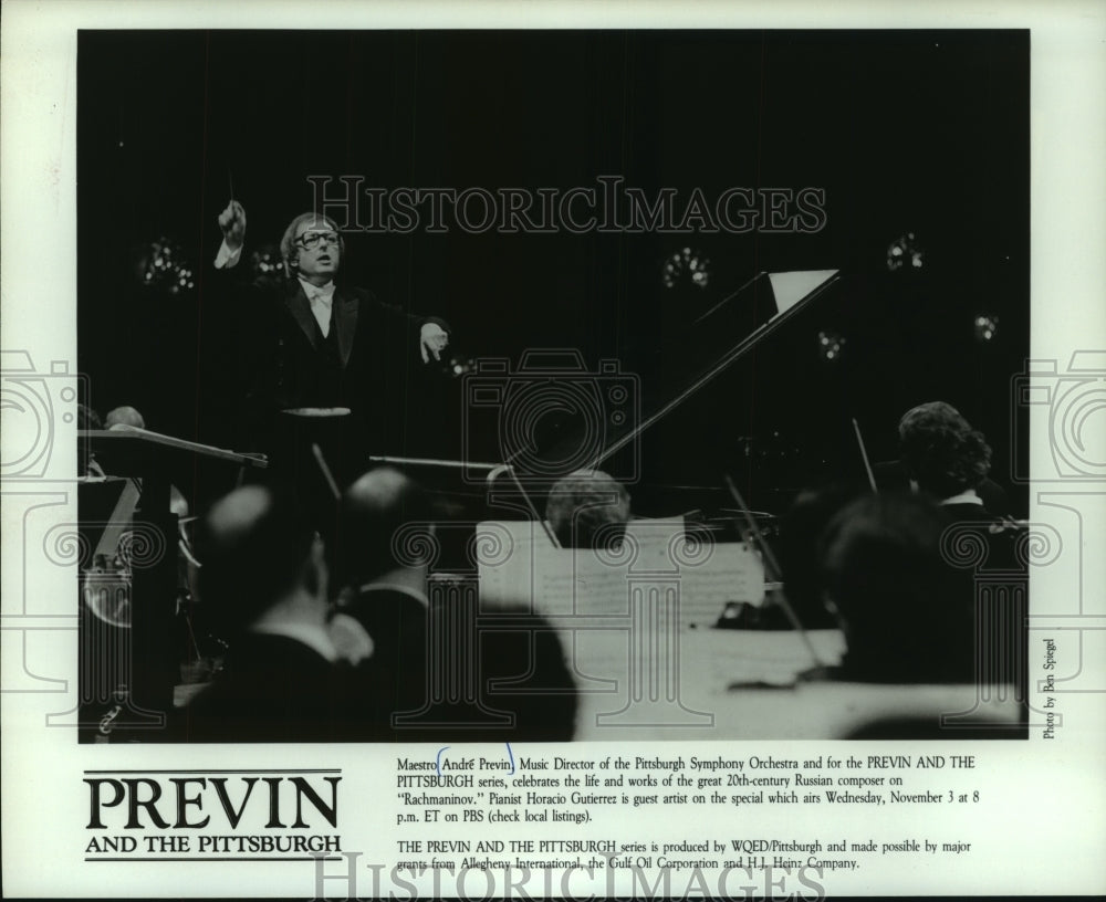 1985 Press Photo Maestro Andre Previn with Pittsburgh Symphony Orchestra.- Historic Images