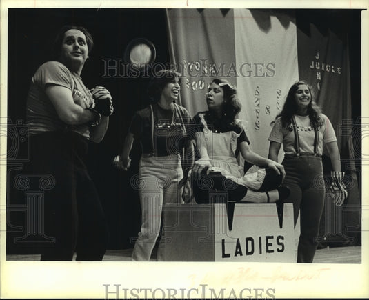 1980 Press Photo The Peanut Butter Players, children's theater co., Milwaukee. - Historic Images