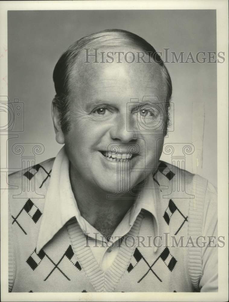 1977 Press Photo Dick Van Patten, actor - mjp43414 - Historic Images