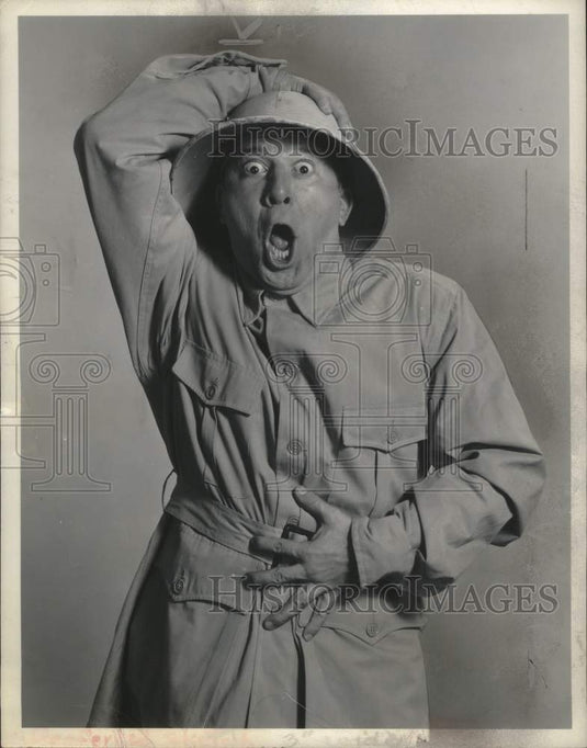 1952, Jerry Lester's back on TV's Dance Party. - mjp43486 - Historic Images