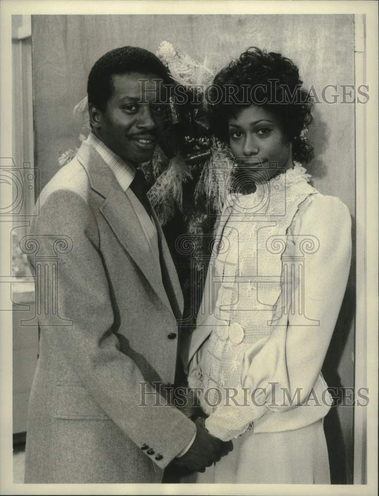 1977, Berlinda Tolbert and Damon Evans on The Jeffersons, on NBC. - Historic Images