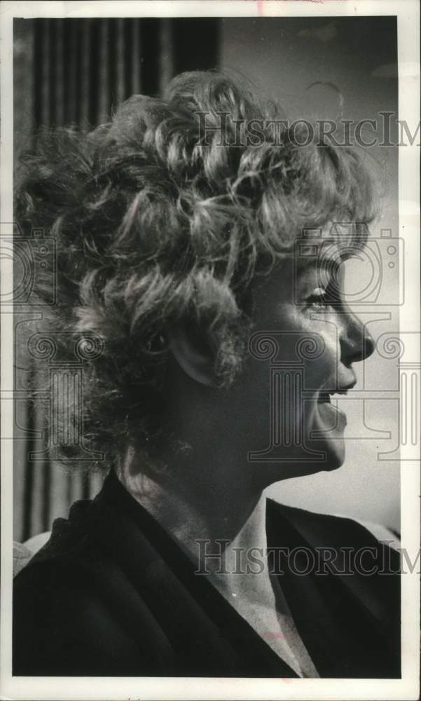 1960 Press Photo Geraldine Page at the Astor hotel here in Milwaukee, Wisconsin. - Historic Images