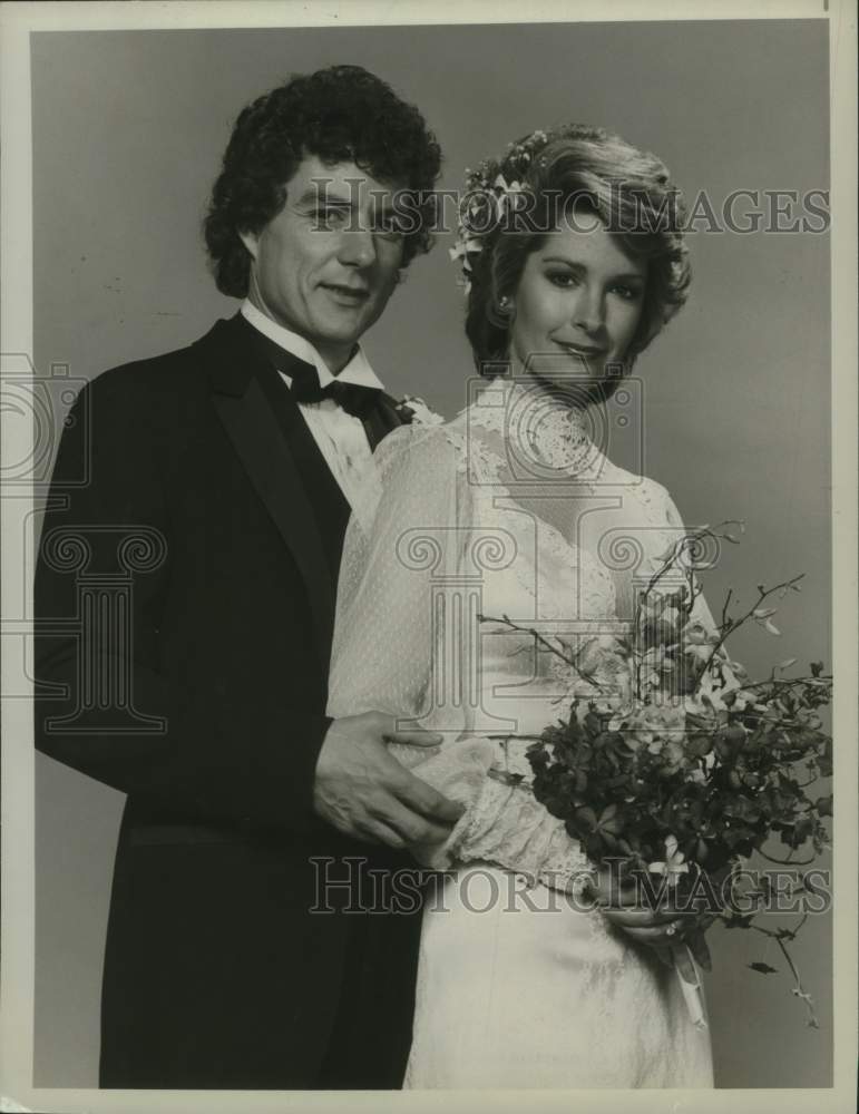 1982 Press Photo Actors Deidre Hall &amp; Wayne Northrup on &quot;Days of Our Lives,&quot; NBC - Historic Images