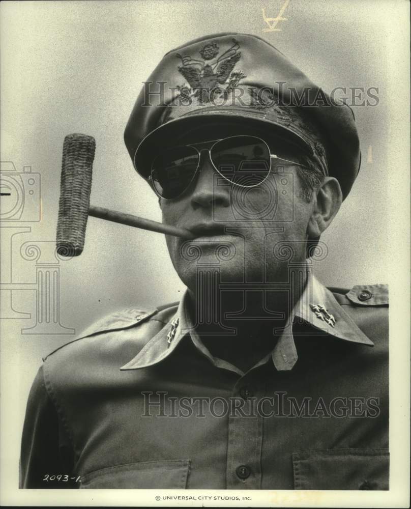 1977, Gregory Peck with corncob pipe in "MacArthur" - mjp43824 - Historic Images