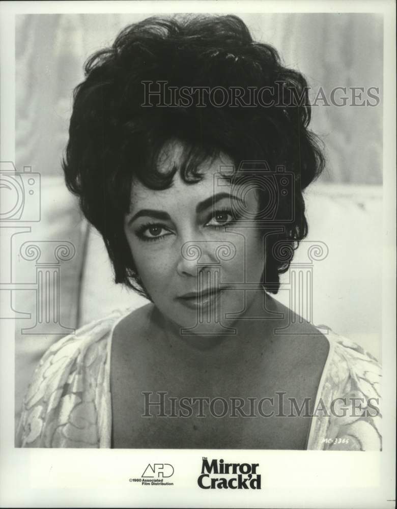 1982 Press Photo Elizabeth Taylor stars in Agatha Christie&#39;s The Mirror Crack&#39;d - Historic Images