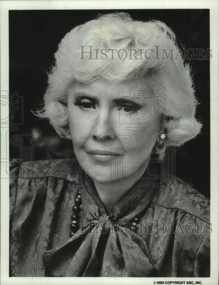 1985, Barbara Stanwyck in "Dynasty II: The Colbys" - mjp44066 - Historic Images