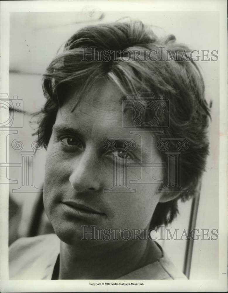 1977 Press Photo Actor Michael Douglas - mjp44079 - Historic Images