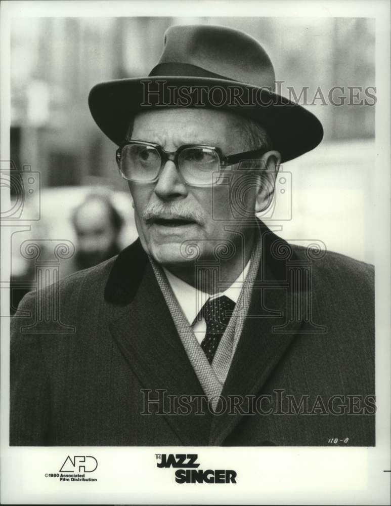 1980 Press Photo Laurence Olivier in the movie version of &quot;The Jazz Singer&quot;-Historic Images