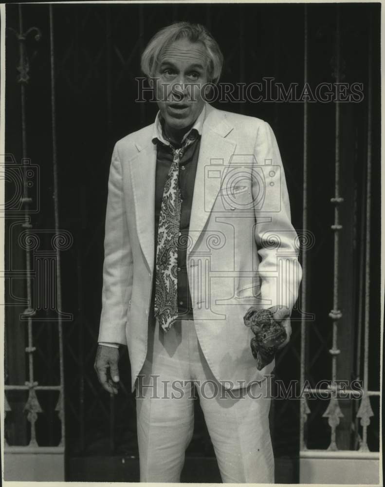1977, Actor Jason Robards - mjp44101 - Historic Images