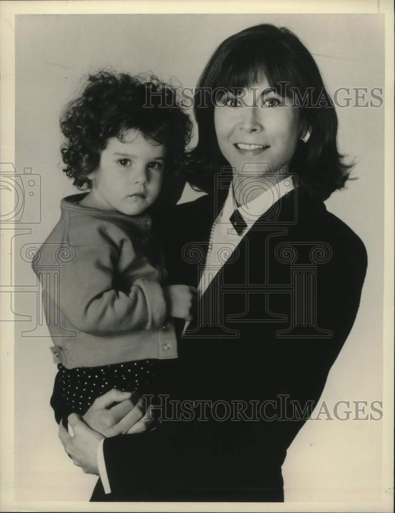 1988, Kate Jackson acts with child in series Baby Boom - mjp44165 - Historic Images