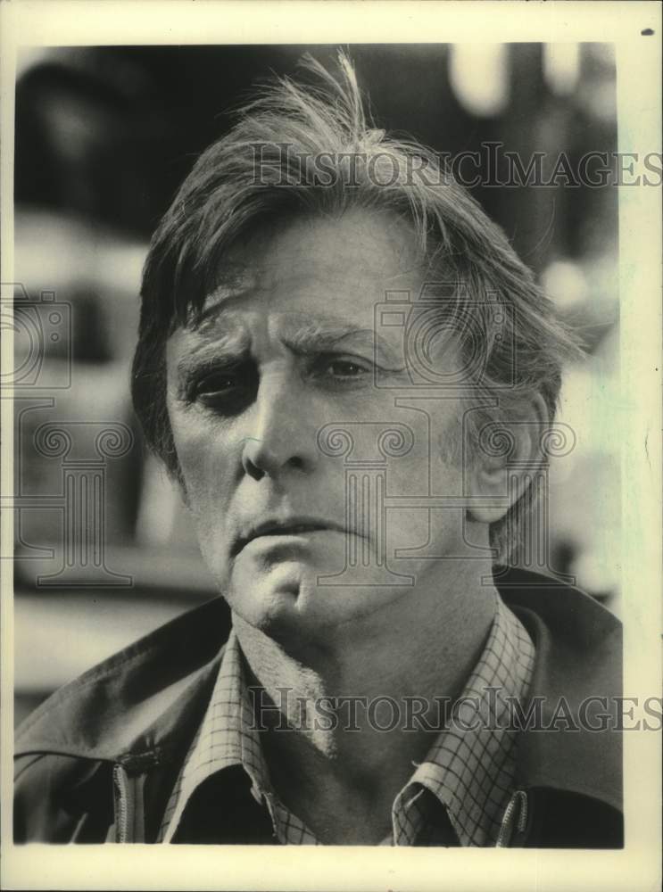 1984 Press Photo Kirk Douglas stars in the rebroadcast of &quot;The Fury&quot; on CBS-TV - Historic Images