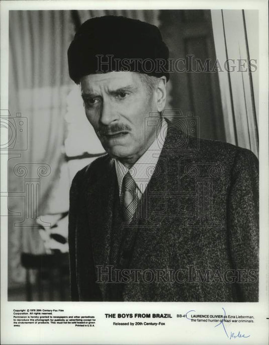 1976 Press Photo Actor Laurence Olivier stars in "The Boys From Brazil" - Historic Images