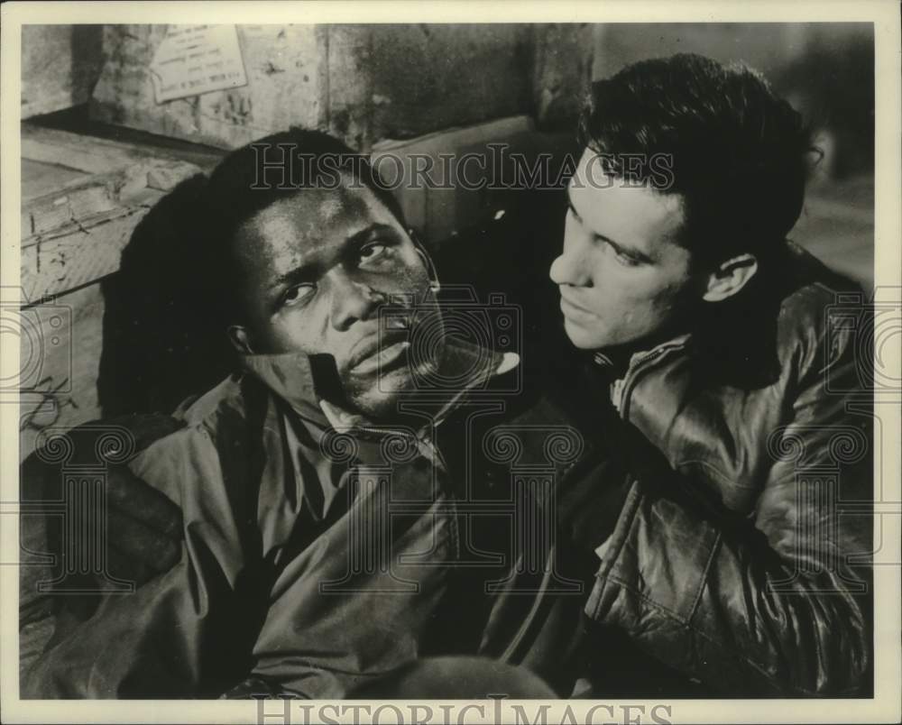 1964 Press Photo Disney Poitier and John Caesavetes in Edge of the City-Historic Images