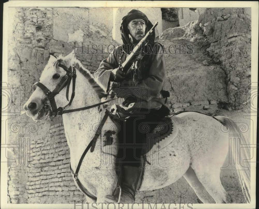 1978 Press Photo Anthony Quinn plays tribal leader in the film Caravans - Historic Images