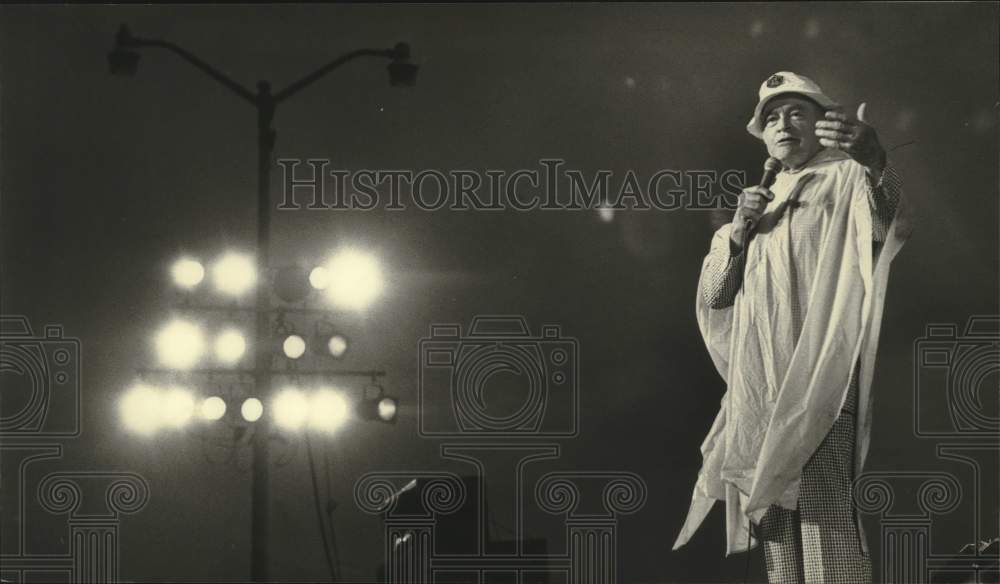 1980 Press Photo Bob Hope gives grandstand show at the State Fair - mjp44594 - Historic Images