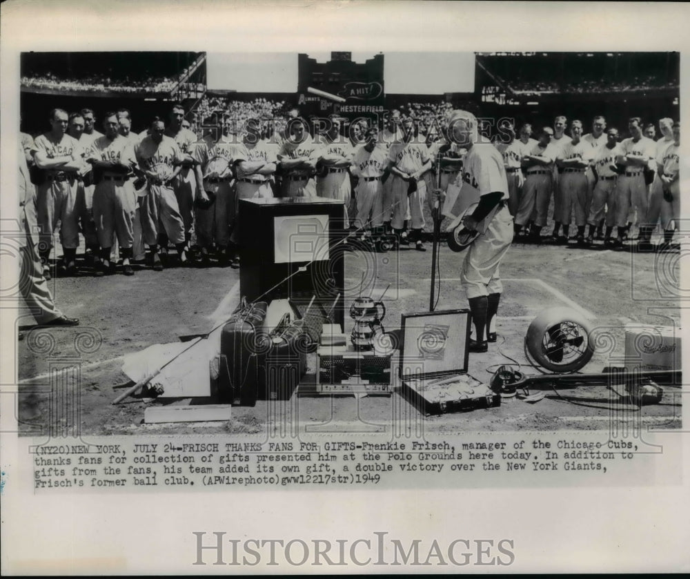 1949 Press Photo Manager Frankie Frisch of Chicago Cubs Thanks Fans for Gifts - Historic Images