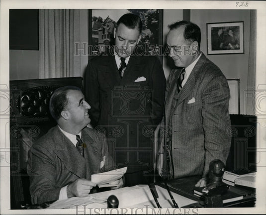 1945 Press Photo Happy Chandler, Walter Mulbry, Leslie M. O'Connor - Historic Images