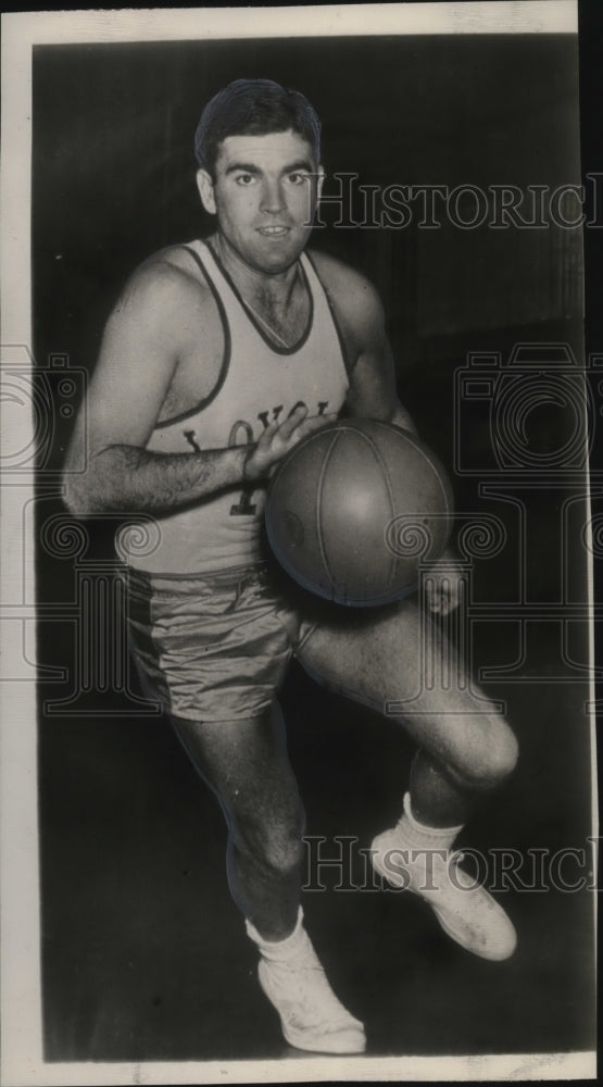 1949 Press Photo Jim Lacy, Baltimore Loyola star, has scoring record. - Historic Images