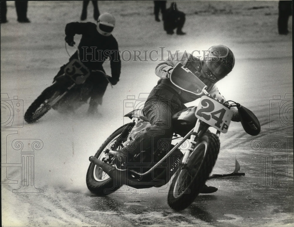 1980 Press Photo The icy turns were a little tricky during the Winterval '80'.-Historic Images