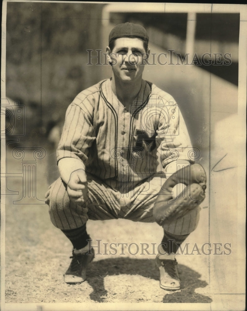 1934 Press Photo Russ Young, Milwaukee Brewer Veteran - mjs03724-Historic Images