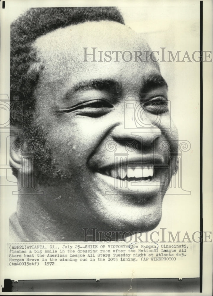 1972 Press Photo Joe Morgan, Cincinnati, flashes big smile in dressing room.-Historic Images