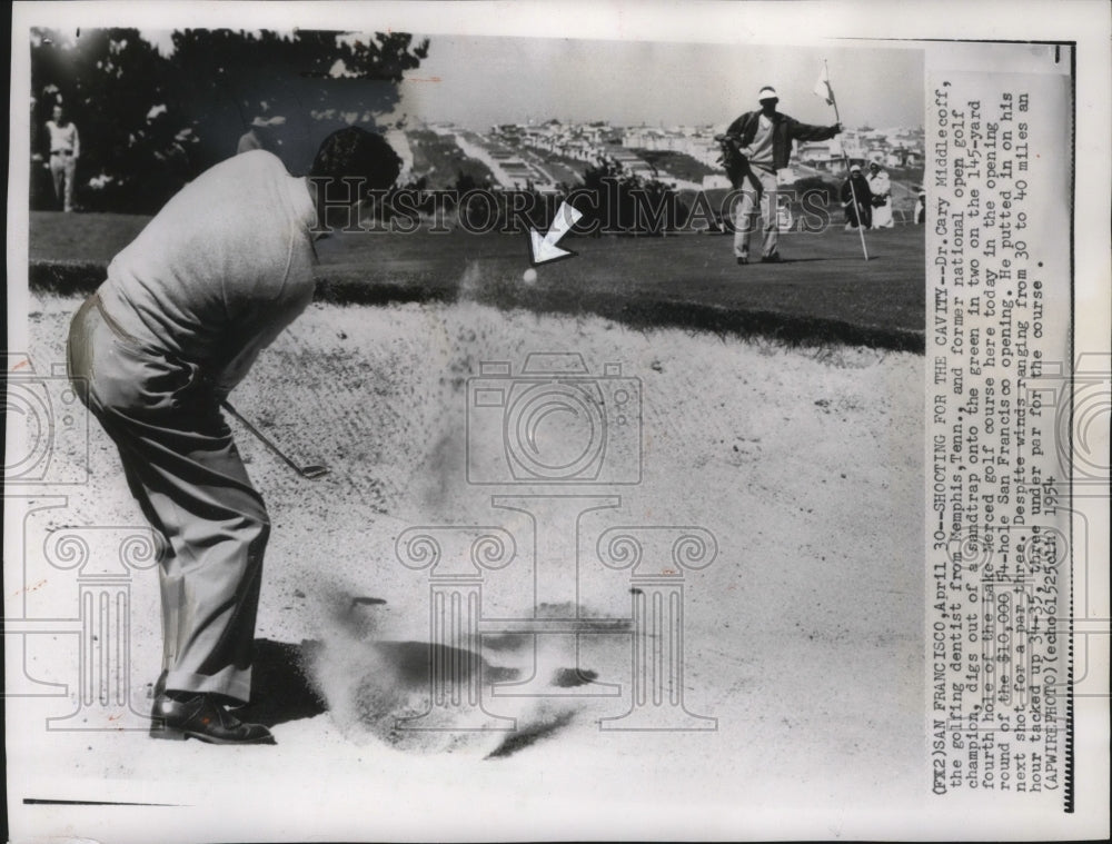 1954 Press Photo Dr. Cary Middlecoff, the golfing dentist from Memphis, Tenn.-Historic Images