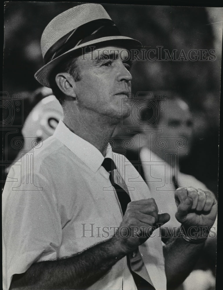 1974 Press Photo Green Bay Packers - Phil Bengtson at Football Game - mjt00280 - Historic Images