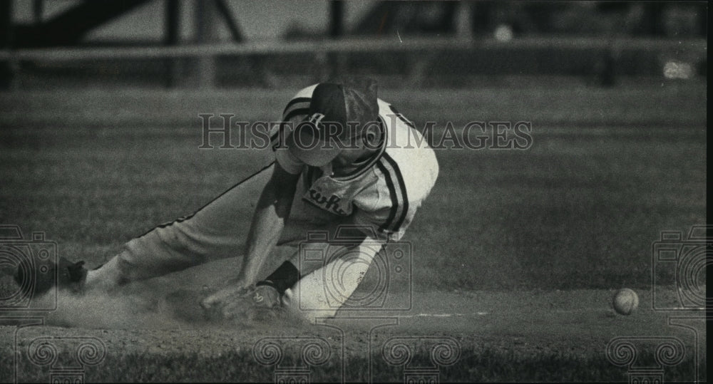 1991 Press Photo Arrowhead High School - J.P. Lange, Third Baseman, Waukesha - Historic Images