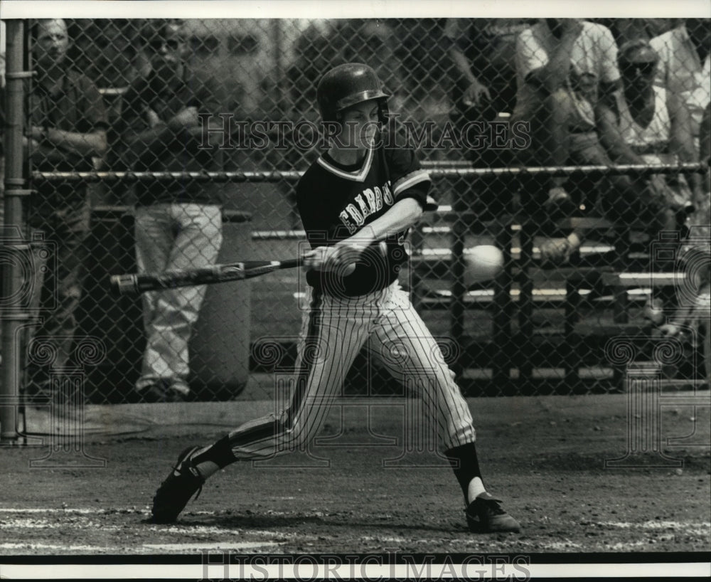 1992 Press Photo Cedarburg High School - Sheila Zillmann, Softball Player - Historic Images