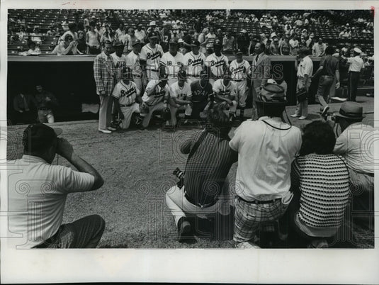  Photographers capture National League's former stars, Milwaukee - Historic Images